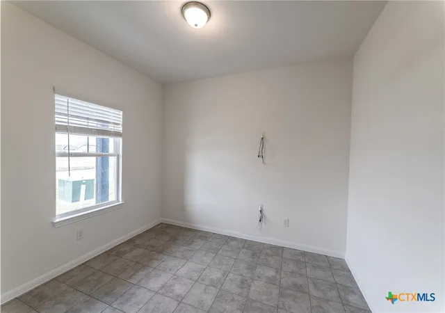 Photo 3 of Single family home for sale at 117 Lina Way, Seguin, TX 78155 | MLS# 623077 | Listing updated on 2026-08-19