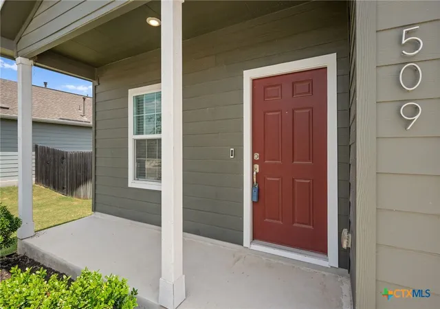 Photo 3 of Single family home for sale at 509 Gabriels Blf Dr, Georgetown, TX 78626 | MLS# 622148 | Listing updated on 2026-09-09
