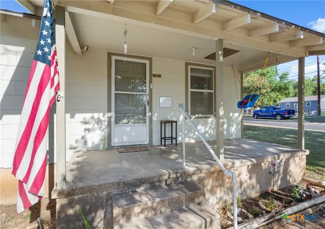 Photo 4 of Single family home for sale at 2301 Herrington St, Belton, TX 76513 | MLS# 622864 | Listing updated on 2026-10-01