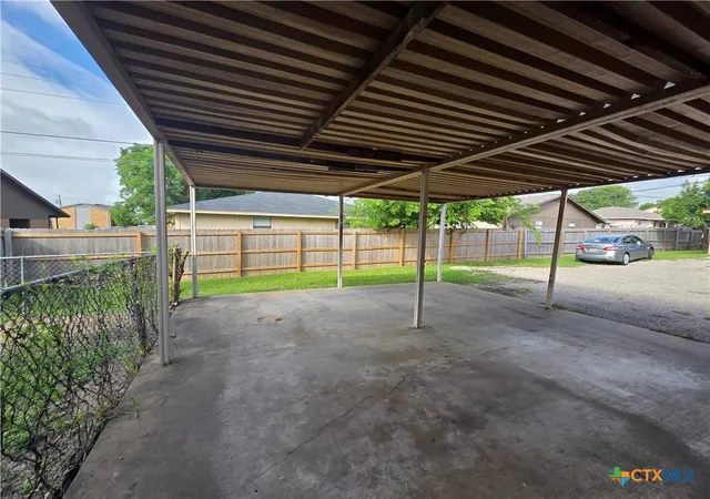 Photo 2 of Multi family home for sale at 2405 Patrick Henry St, Temple, TX 76504 | MLS# 621116 | Listing updated on 2026-08-20