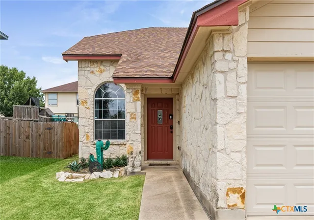 Photo 3 of Single family home for sale at 9804 River Land Ct, Temple, TX 76502 | MLS# 623096 | Listing updated on 2026-08-19
