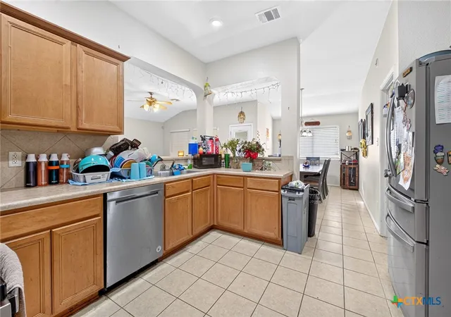 Photo 3 of Single family home for sale at 2215 Memory Ln, Harker Heights, TX 76548 | MLS# 622912 | Listing updated on 2026-09-21