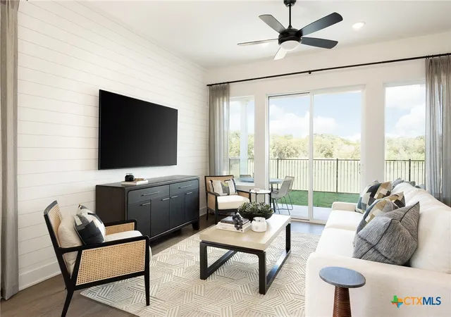 Photo 3 of Sale Pending at 8001 Ermis Farm Rd, Austin, TX 78745 | MLS# 623166 | Listing updated on 2026-08-27
