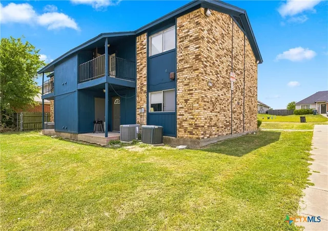 Photo 2 of House for sale at 2425 Valley Frg Ave, Temple, TX 76504 | MLS# 622495 | Listing updated on 2026-10-02