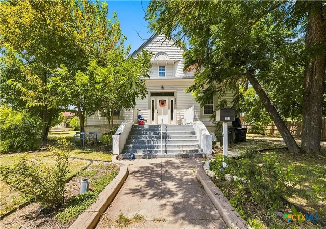 Photo 1 of Single family home for sale at 112 W Ave I, Temple, TX 76504 | MLS# 623185 | Listing updated on 2026-10-02