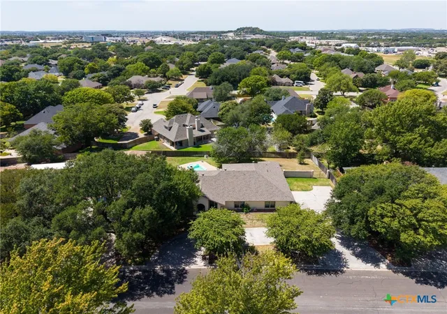 Photo 1 of Sale Pending at 1908 Elk Trl, Harker Heights, TX 76548 | MLS# 622994 | Listing updated on 2026-09-20