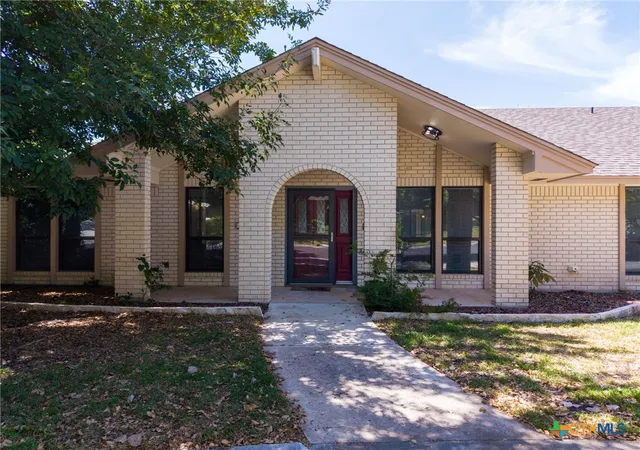 Photo 2 of Sale Pending at 1908 Elk Trl, Harker Heights, TX 76548 | MLS# 622994 | Listing updated on 2026-09-20
