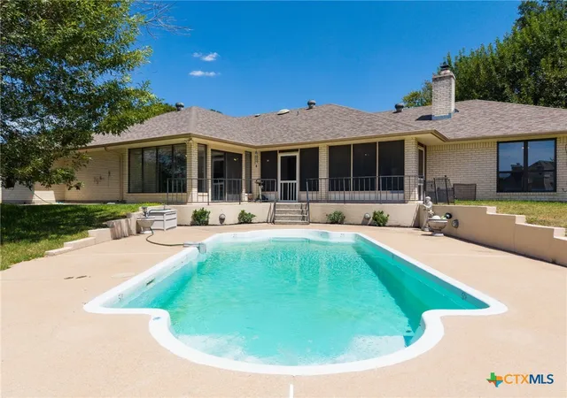 Photo 3 of Sale Pending at 1908 Elk Trl, Harker Heights, TX 76548 | MLS# 622994 | Listing updated on 2026-09-20