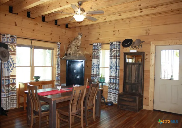 Photo 4 of House for sale at 6610 Cr 431, Jonesboro, TX 76538 | MLS# 623099 | Listing updated on 2026-09-30