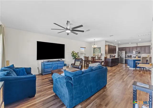 Photo 3 of Townhouse for sale at 340 Shiner Ln, Georgetown, TX 78626 | MLS# 623201 | Listing updated on 2026-09-03