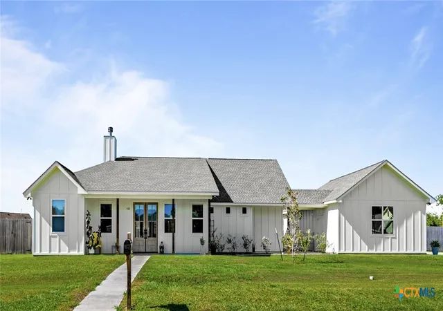 Photo 1 of Single family home for sale at 802 Celestial Ln, Edna, TX 77957 | MLS# 623192 | Listing updated on 2026-08-20
