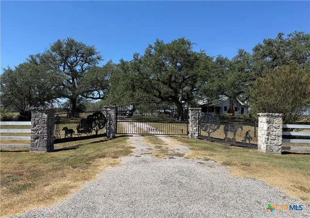 Land for sale at 15365 Fm 20, Kingsbury, TX 78638 | MLS# 623150
