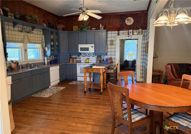 Photo 4 of House for sale at 15365 Fm 20, Kingsbury, TX 78638 | MLS# 623150 | Listing updated on 2026-08-31