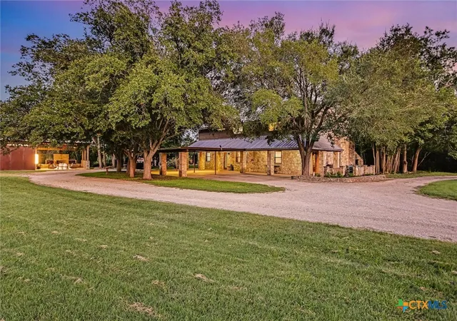 Photo 2 of Single family home for sale at 4301 Lone Man Mountain Rd, Wimberley, TX 78676 | MLS# 623253 | Listing updated on 2026-09-04