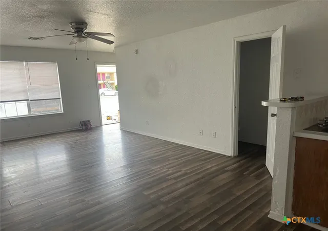 Photo 3 of House for sale at 1406 Dugger Cir, Killeen, TX 76543 | MLS# 623257 | Listing updated on 2026-08-22