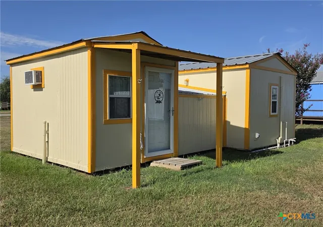Photo 2 of Single family home for sale at 1006 W Dallas Ave, Seadrift, TX 77983 | MLS# 623265 | Listing updated on 2026-08-22