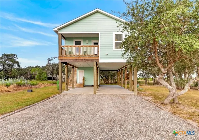 Photo 1 of Single family home for sale at 578 Mesquite Tree Loop, Rockport, TX 78382 | MLS# 623241 | Listing updated on 2026-08-28