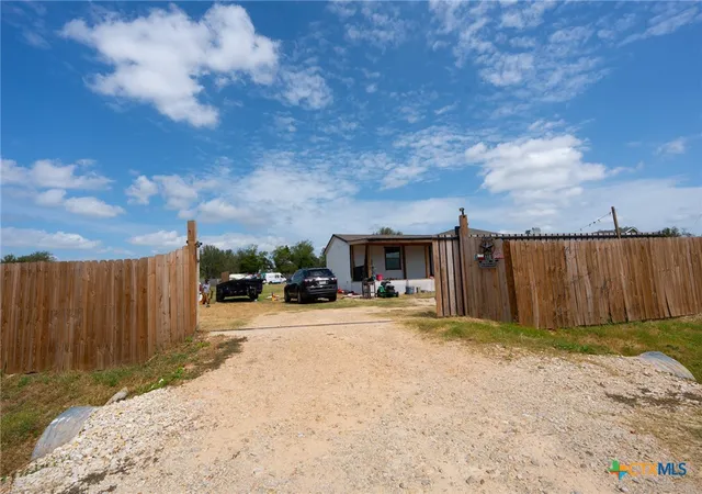 Photo 4 of Manufactured home for sale at 110 Arosa Dr, Elgin, TX 78621 | MLS# 623275 | Listing updated on 2026-08-21