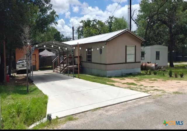 Manufactured home for sale at 703 Fir Ln, Cottonwood Shores, TX 78657 | MLS# 623292