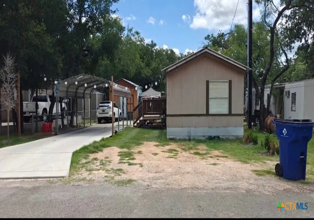 Photo 2 of Manufactured home for sale at 703 Fir Ln, Cottonwood Shores, TX 78657 | MLS# 623292 | Listing updated on 2026-08-21