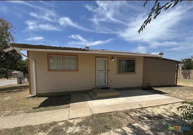 Photo 1 of Single family home for sale at 303 Collins Ave, Killeen, TX 76541 | MLS# 622719 | Listing updated on 2026-08-22