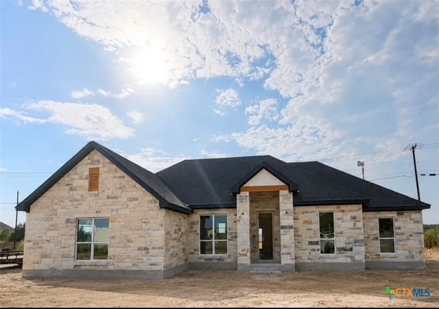 Photo 3 of Single family home for sale at 6816 Felix Mcdaniel Dr, Temple, TX 76502 | MLS# 622951 | Listing updated on 2026-09-24