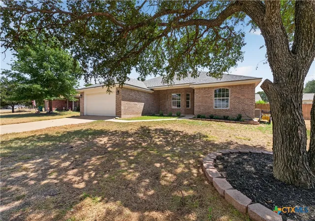 Photo 2 of Single family home for sale at 57 Bluebonnet Loop, Belton, TX 76513 | MLS# 623141 | Listing updated on 2026-09-29
