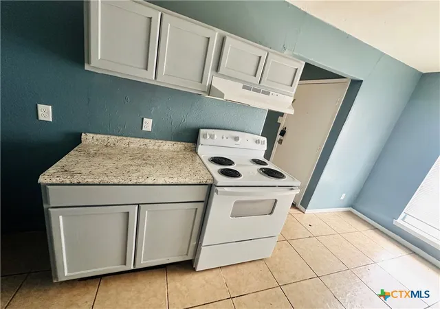 Photo 3 of House for sale at 407 W Avenue E, Killeen, TX 76541 | MLS# 623315 | Listing updated on 2026-08-21