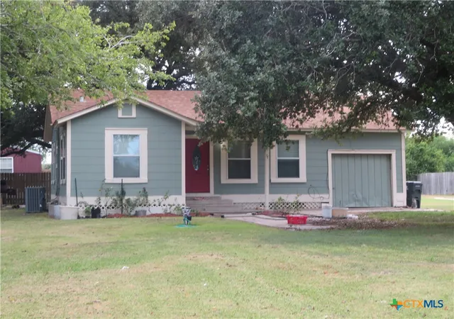 Photo 1 of Single family home for sale at 301 & 301a Colorado, Edna, TX 77957 | MLS# 623294 | Listing updated on 2026-08-22