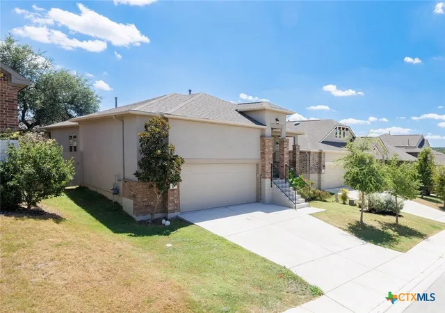 Photo 2 of Single family home for sale at 531 Scenic Song Dr, Spring Branch, TX 78070 | MLS# 623340 | Listing updated on 2026-09-09