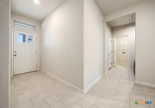 Photo 3 of Single family home for sale at 531 Scenic Song Dr, Spring Branch, TX 78070 | MLS# 623340 | Listing updated on 2026-09-09