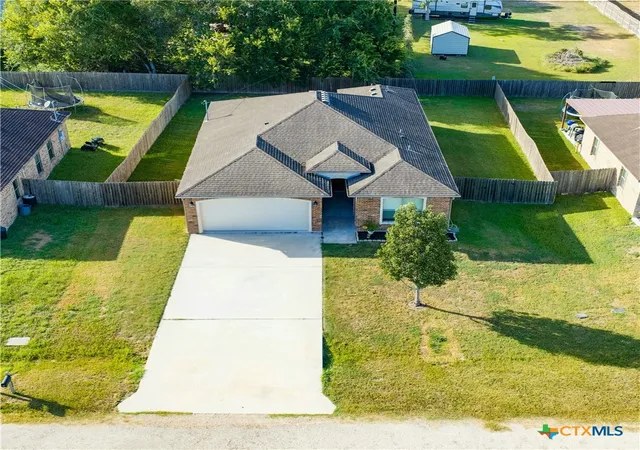 Photo 2 of Single family home for sale at 120 Sandpiper Dr, Victoria, TX 77905 | MLS# 623342 | Listing updated on 2026-09-01