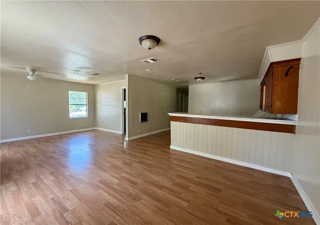 Photo 4 of Single family home for sale at 914 Kleine St, Gonzales, TX 78629 | MLS# 623068 | Listing updated on 2026-08-22