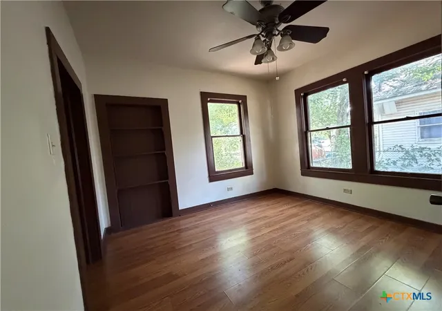 Photo 4 of Single family home for sale at 112 Darst St, Gonzales, TX 78629 | MLS# 623250 | Listing updated on 2026-08-22