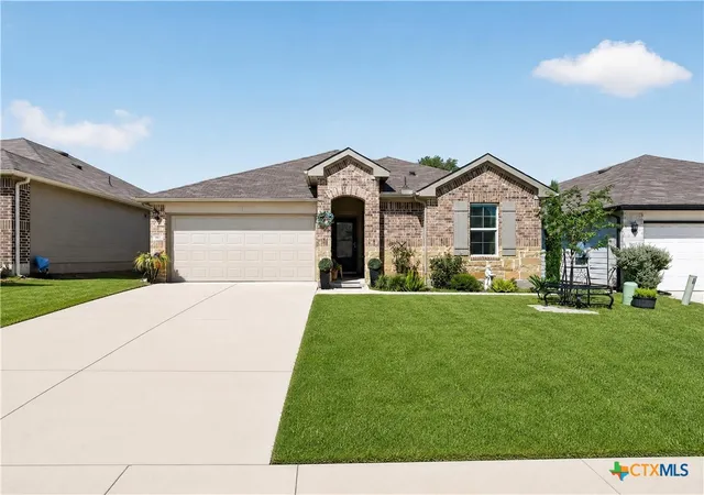 Single family home for sale at 557 Chaco Loop, Seguin, TX 78155 | MLS# 623227