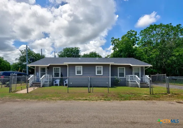 Multi family home for sale at 504 Shannon Ave #502, Seguin, TX 78155 | MLS# 623397