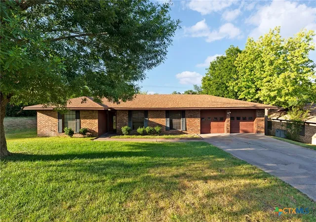 Photo 1 of Single family home for sale at 406 E Upshaw Ave, Temple, TX 76501 | MLS# 623450 | Listing updated on 2026-09-03