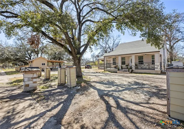 Photo 3 of Single family home for sale at 811 Ward St, Marlin, TX 76661 | MLS# 622826 | Listing updated on 2026-08-25