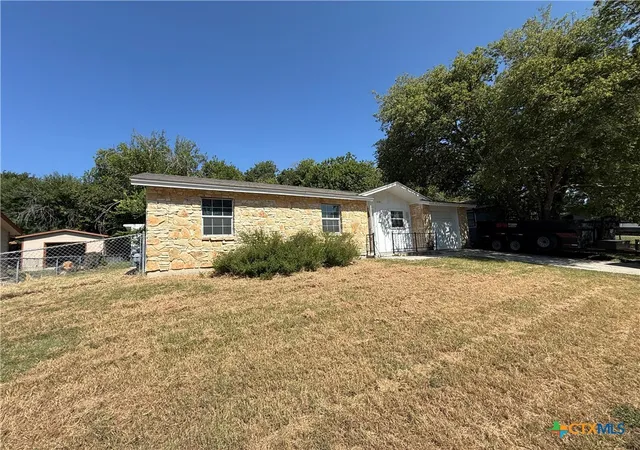 Photo 2 of Single family home for sale at 1208 S 19th St, Copperas Cove, TX 76522 | MLS# 623469 | Listing updated on 2026-08-26