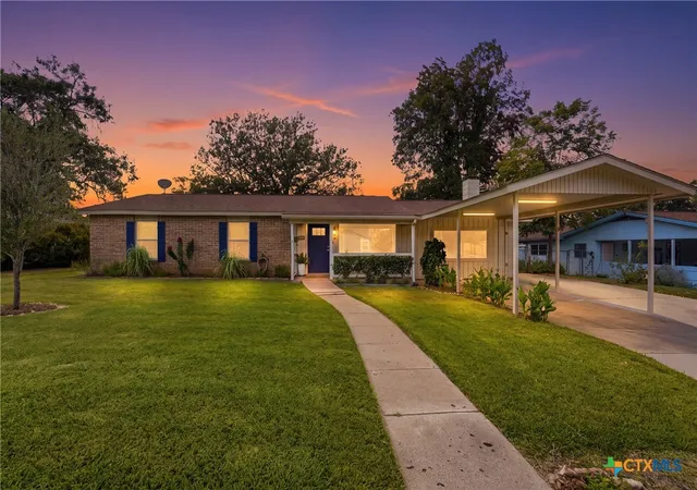 Photo 1 of Sale Pending at 228 S Ponton St, Gonzales, TX 78629 | MLS# 623388 | Listing updated on 2026-09-28