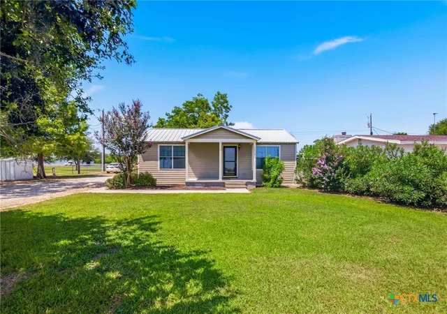 Photo 1 of Single family home for sale at 7214 State Hwy 185, Victoria, TX 77905 | MLS# 623490 | Listing updated on 2026-08-25