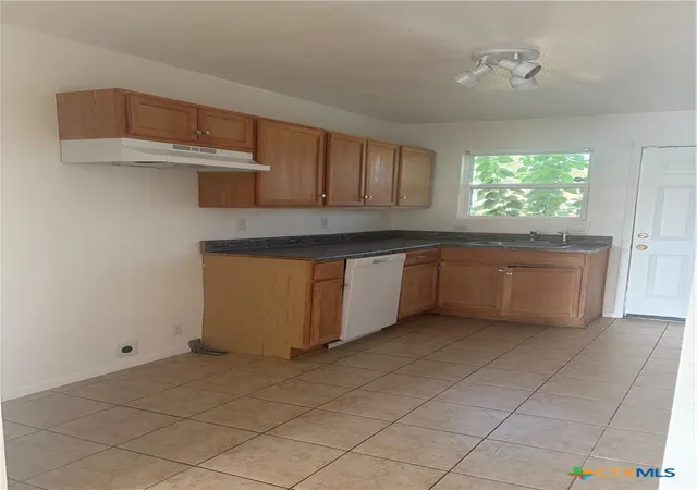 Photo 3 of Townhouse for sale at 801 Stetson Ave #803, Killeen, TX 76543 | MLS# 623545 | Listing updated on 2026-09-27