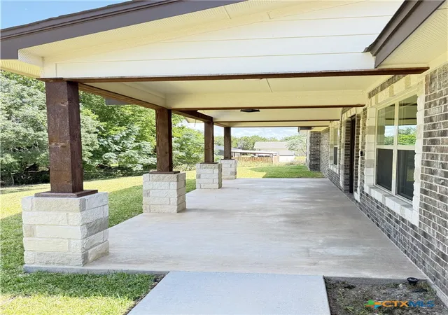 Photo 3 of Sale Pending at 160 County Road 4745, Kempner, TX 76539 | MLS# 622375 | Listing updated on 2026-09-18