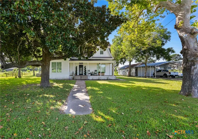 Photo 2 of Single family home for sale at 701 S Gilbert Rd, Edna, TX 77957 | MLS# 623255 | Listing updated on 2026-08-25