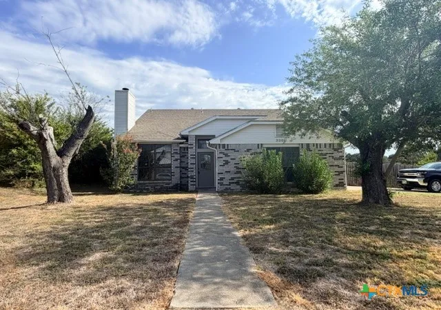 Photo 2 of Single family home for sale at 2201 Woodlands Dr, Killeen, TX 76549 | MLS# 623502 | Listing updated on 2026-08-25