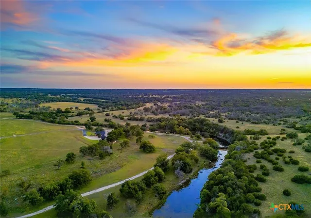 Photo 3 of Mansion for sale at 170 Goose Landing Wy, Harper, TX 78631 | MLS# 623594 | Listing updated on 2026-08-25