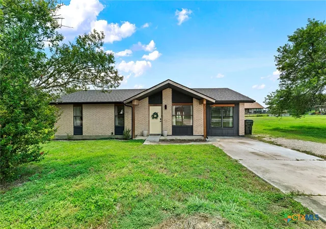 Photo 2 of Single family home for sale at 308 River Hills, San Marcos, TX 78666 | MLS# 623457 | Listing updated on 2026-09-15