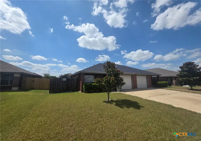 Photo 3 of Single family home for sale at 4409 Thunder Creek Dr #A/B, Killeen, TX 76549 | MLS# 623608 | Listing updated on 2026-08-26