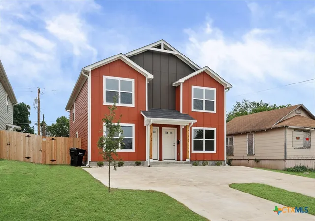 Photo 2 of Townhouse for sale at 905 S 2nd St, Temple, TX 76504 | MLS# 623617 | Listing updated on 2026-08-26