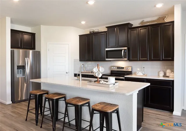 Photo 2 of Single family home for sale at 5524 Mcbride St, Cibolo, TX 78108 | MLS# 622946 | Listing updated on 2026-09-02